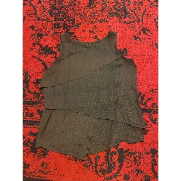 Womens Lovely Giraffe Ruffle Tank TOP SZ M Calvin Klein - Picture 1 of 6